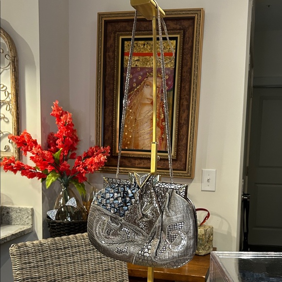 Sharif Gold/Blue/Silver Crossbody/Clutch Multi Textured 9”x 7” Clasp Lock EUC - Picture 4 of 8